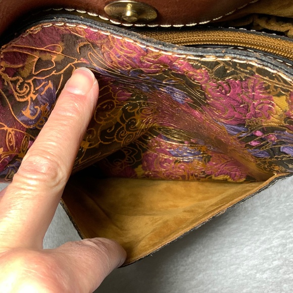 Patricia Nash Otavia Leather Bucket Bag - Picture 4 of 14